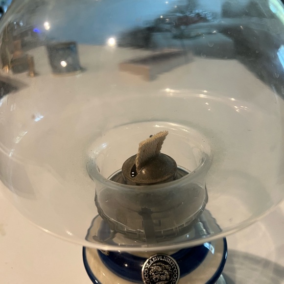 Vintage Lamp Light Farms Ceramic Base Oil Lamp - Picture 4 of 4